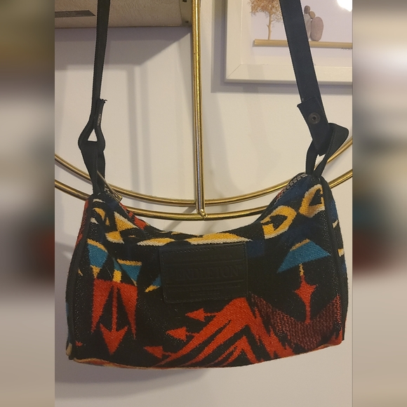Pendleton Handbags - Pendleton Wool Purse